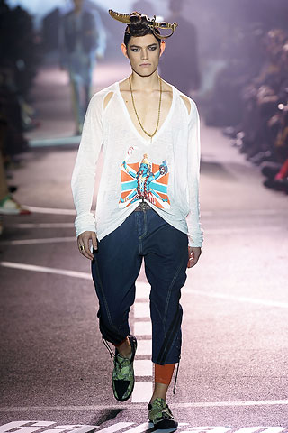 John Galliano / - 2009